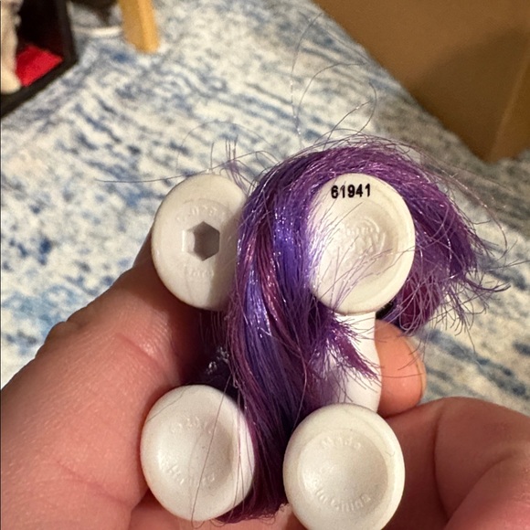 MLP G4 Rarity - Picture 3 of 3